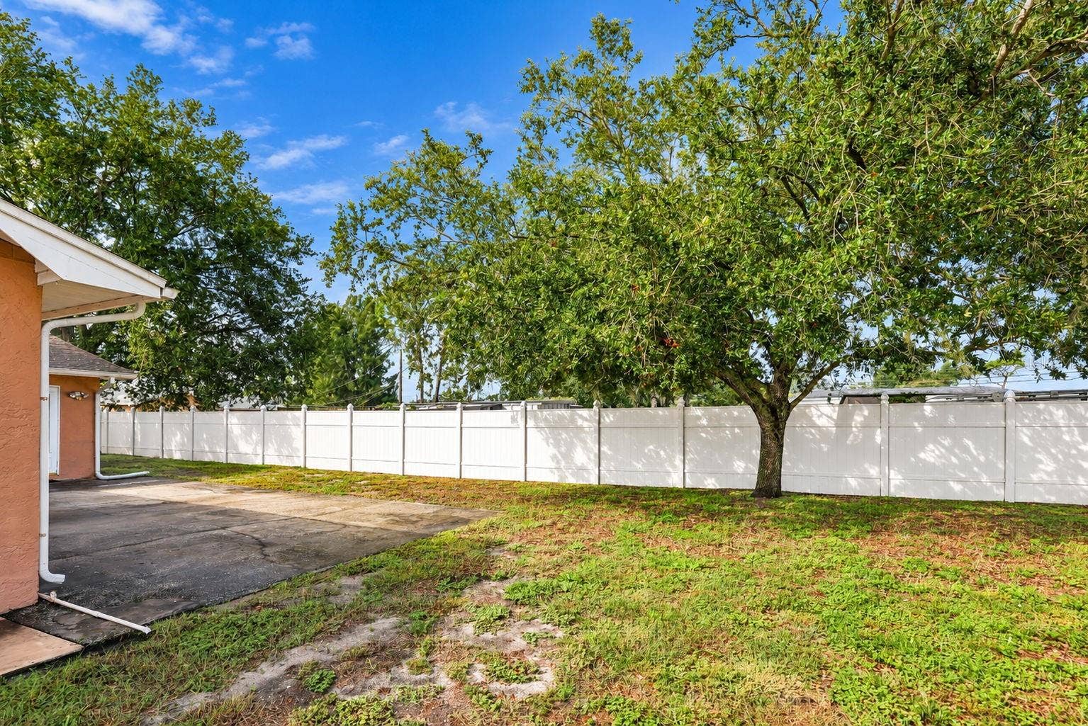 2200 STACY COURT, Dunedin, FL 34698 2200 STACY COURT, Dunedin, FL 34698