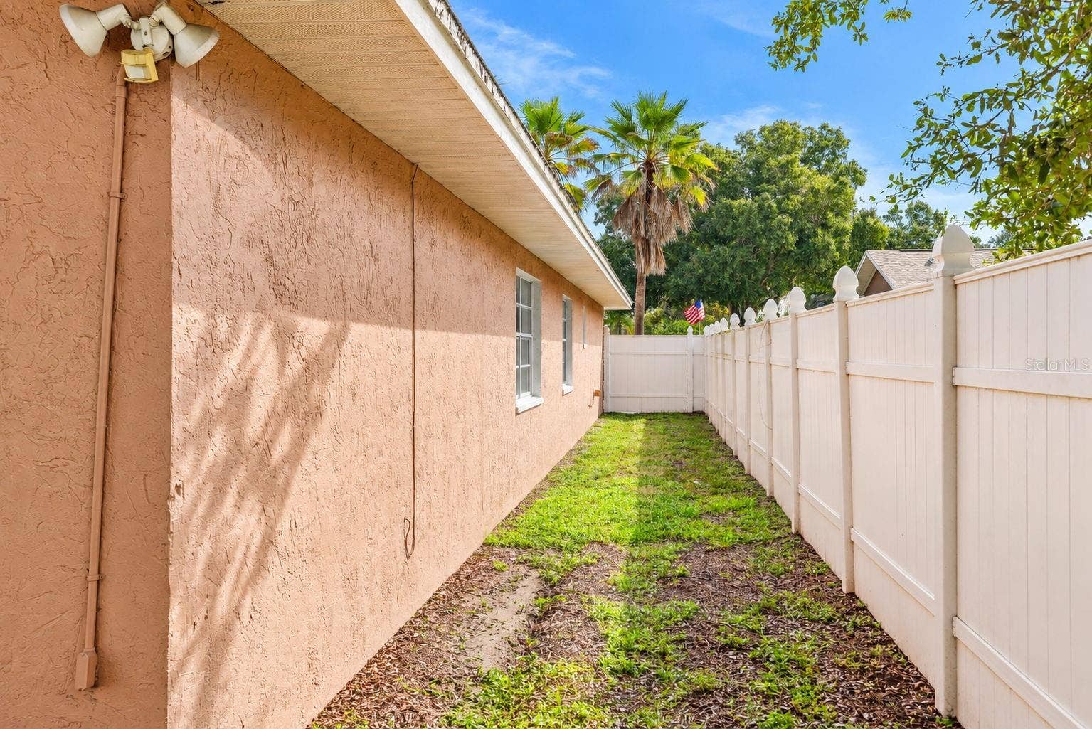 2200 STACY COURT, Dunedin, FL 34698 2200 STACY COURT, Dunedin, FL 34698