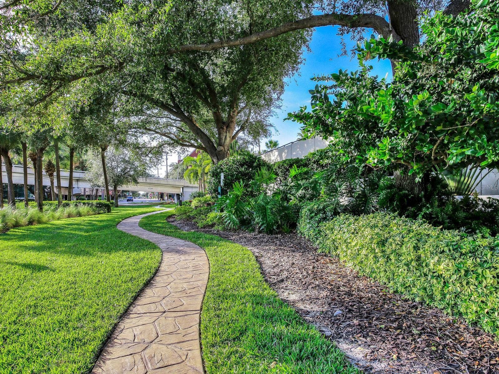 345 BAYSHORE BOULEVARD, #1007, Tampa, FL 33606 345 BAYSHORE BOULEVARD, #1007, Tampa, FL 33606