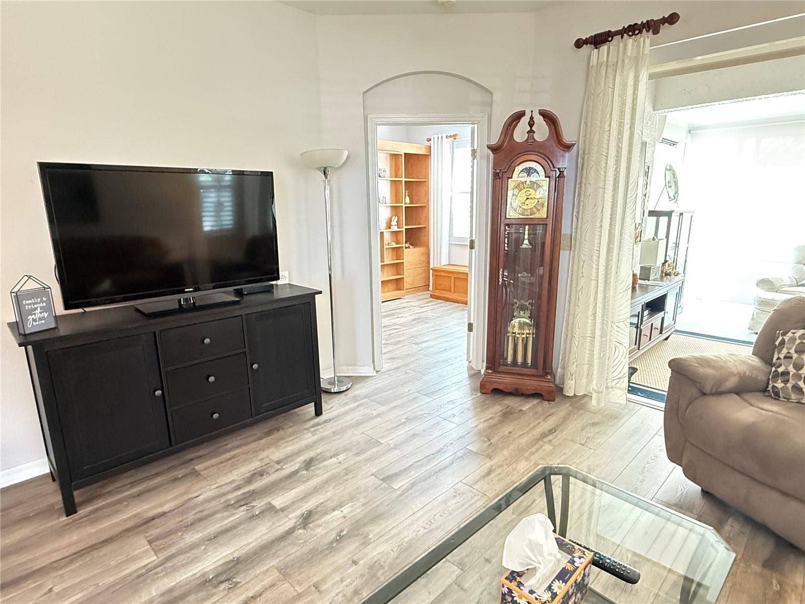 2052 INVERNESS GREENS DRIVE, Sun City Center, FL 33573 Enterance to 2nd bedroom