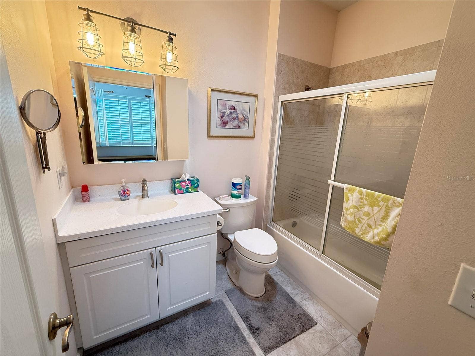 2052 INVERNESS GREENS DRIVE, Sun City Center, FL 33573 Bathroom off 2nd Bedroom