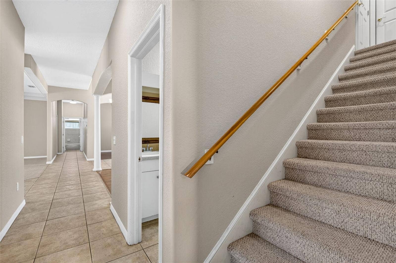 725 CITRUS WOOD LANE, Valrico, FL 33594 725 CITRUS WOOD LANE, Valrico, FL 33594