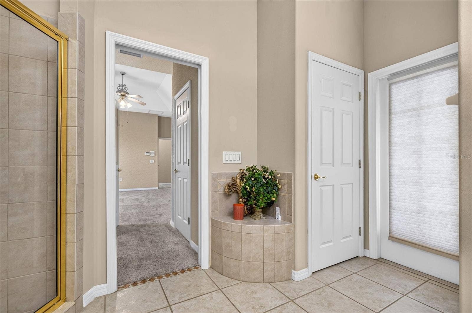 725 CITRUS WOOD LANE, Valrico, FL 33594 725 CITRUS WOOD LANE, Valrico, FL 33594