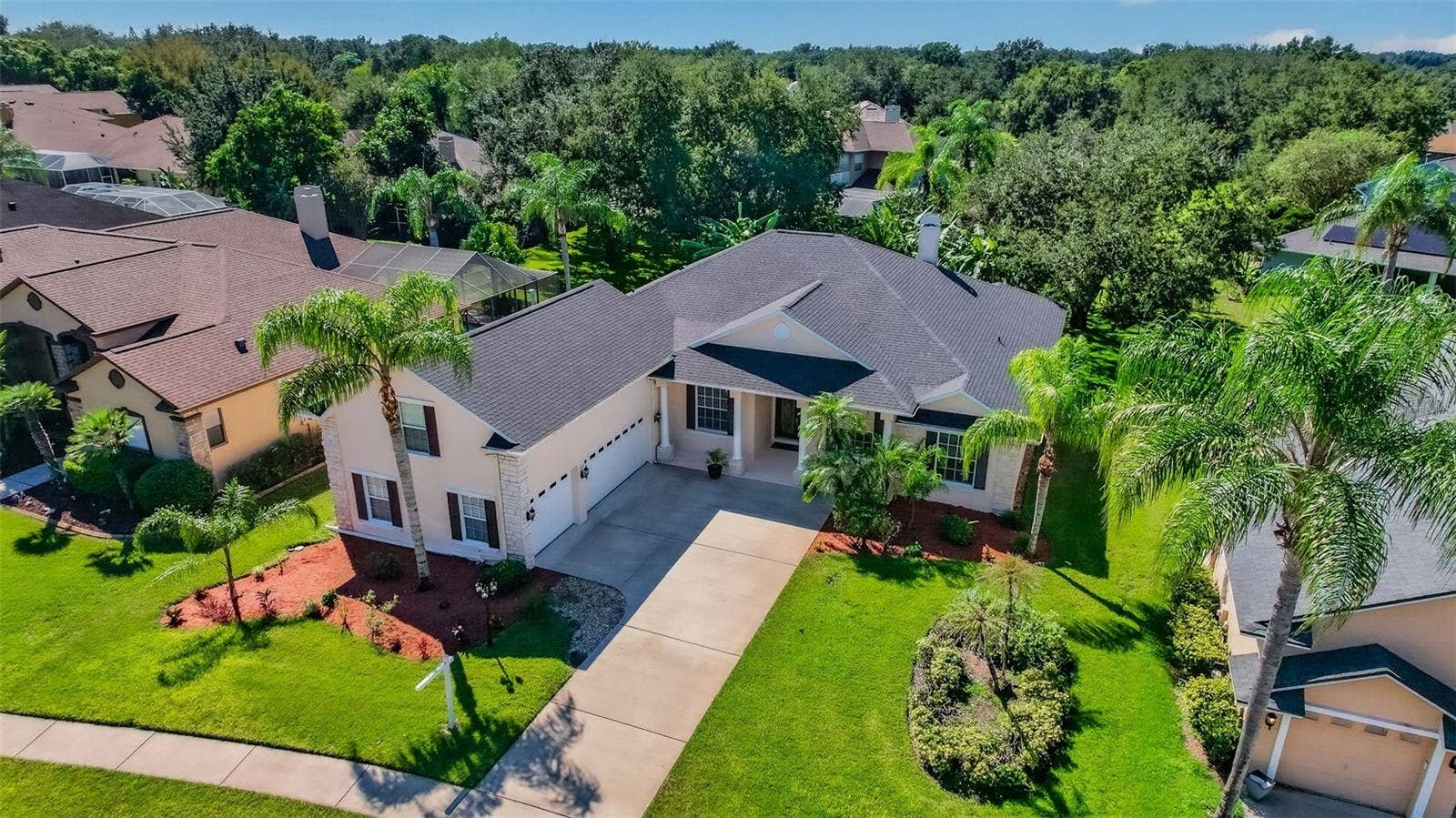 725 CITRUS WOOD LANE, Valrico, FL 33594 725 CITRUS WOOD LANE, Valrico, FL 33594