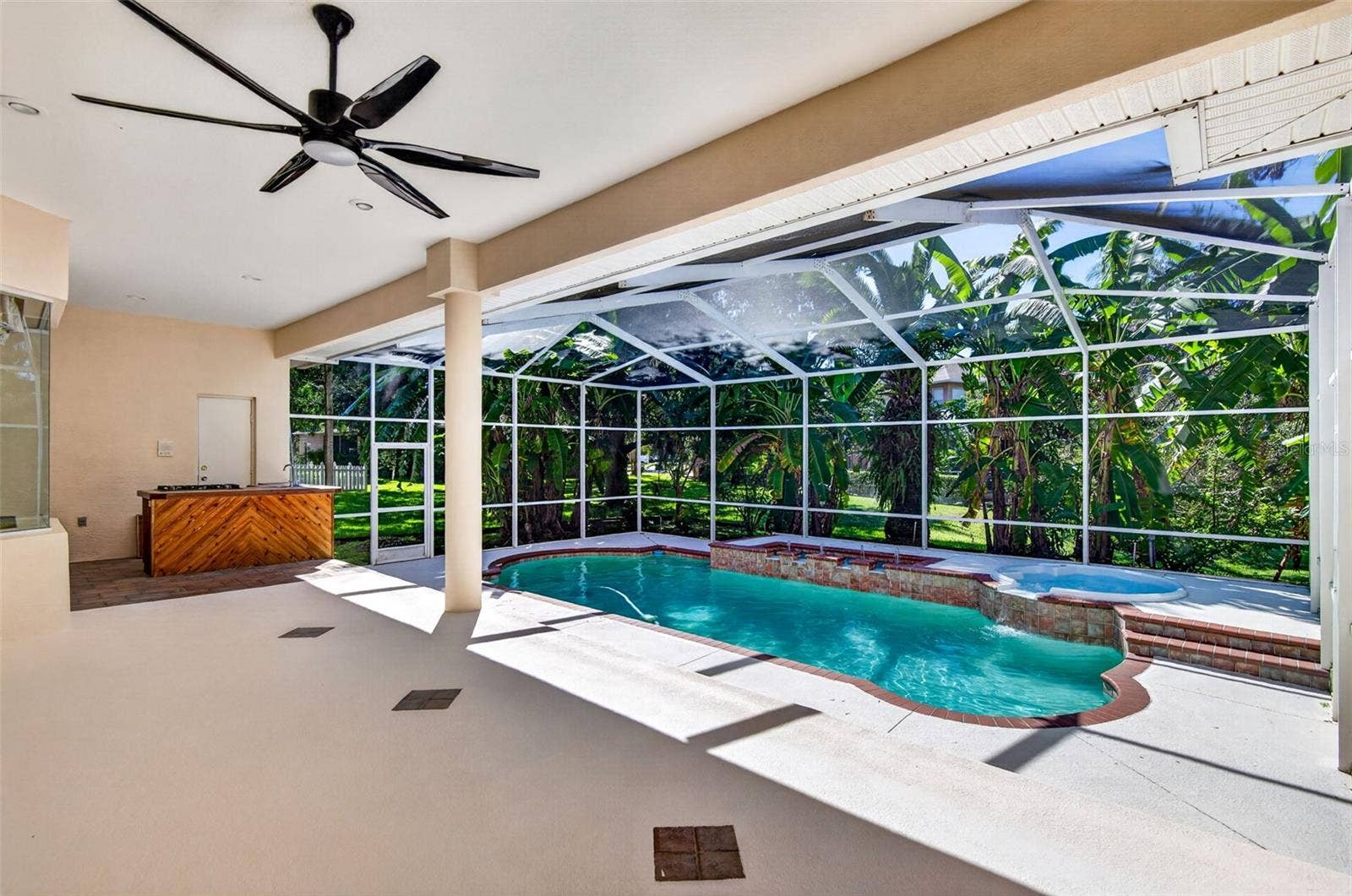 725 CITRUS WOOD LANE, Valrico, FL 33594 725 CITRUS WOOD LANE, Valrico, FL 33594