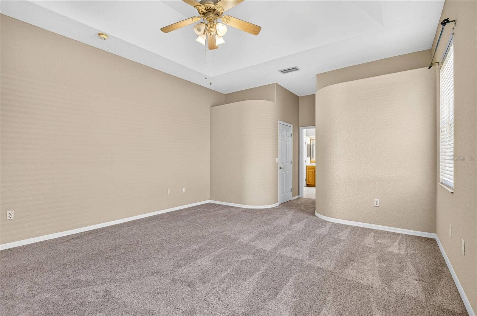725 CITRUS WOOD LANE, Valrico, FL 33594 725 CITRUS WOOD LANE, Valrico, FL 33594