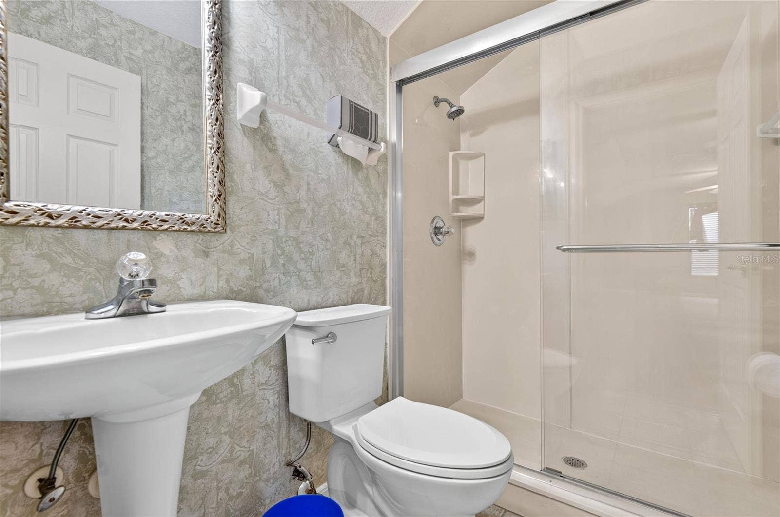 725 CITRUS WOOD LANE, Valrico, FL 33594 725 CITRUS WOOD LANE, Valrico, FL 33594