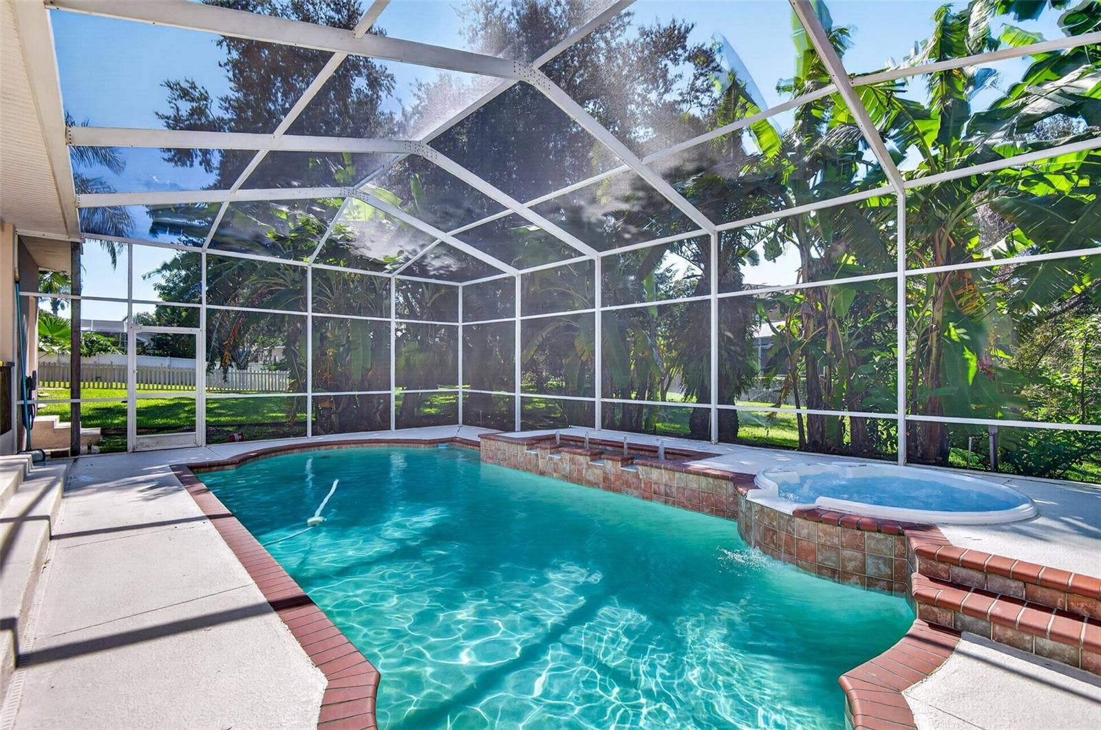 725 CITRUS WOOD LANE, Valrico, FL 33594 725 CITRUS WOOD LANE, Valrico, FL 33594