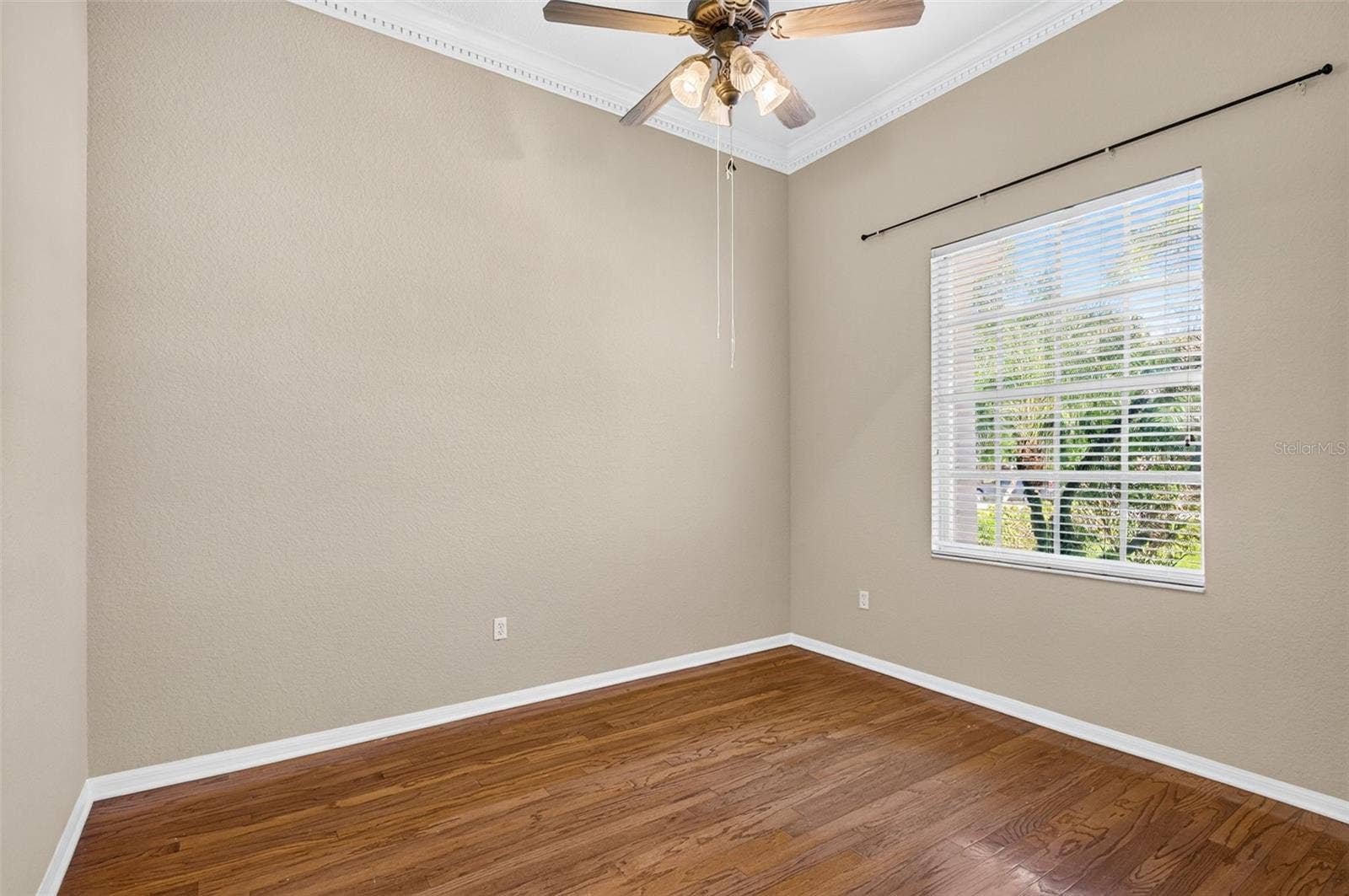 725 CITRUS WOOD LANE, Valrico, FL 33594 725 CITRUS WOOD LANE, Valrico, FL 33594