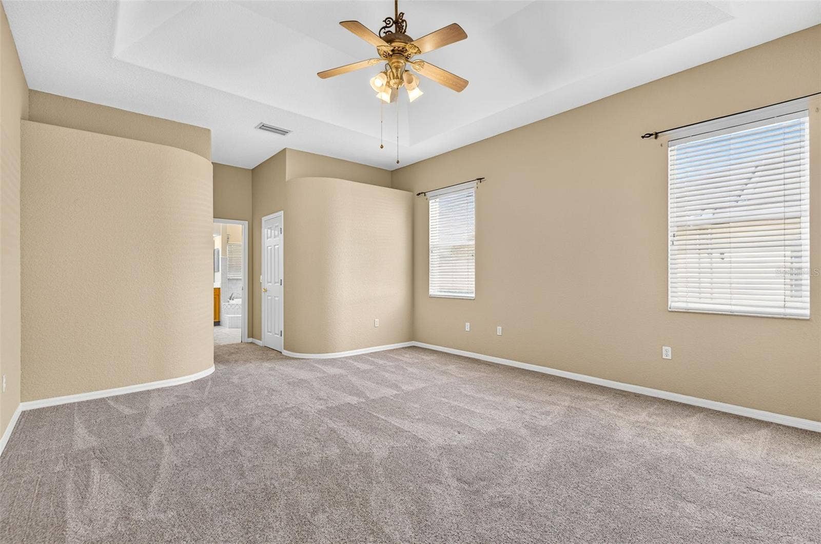725 CITRUS WOOD LANE, Valrico, FL 33594 725 CITRUS WOOD LANE, Valrico, FL 33594