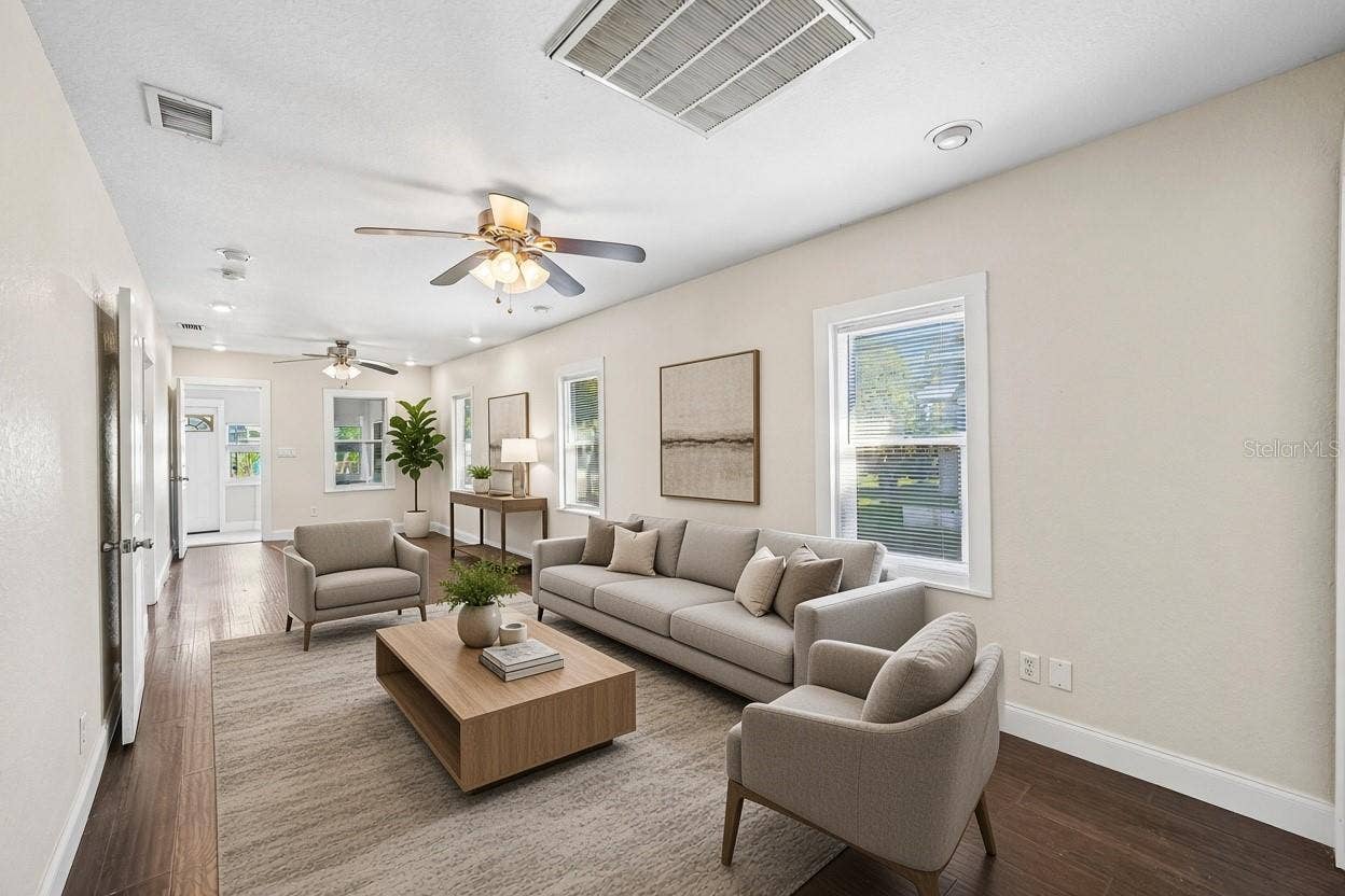 1646 28TH AVENUE N, St Petersburg, FL 33713 1646 28TH AVENUE N, St Petersburg, FL 33713