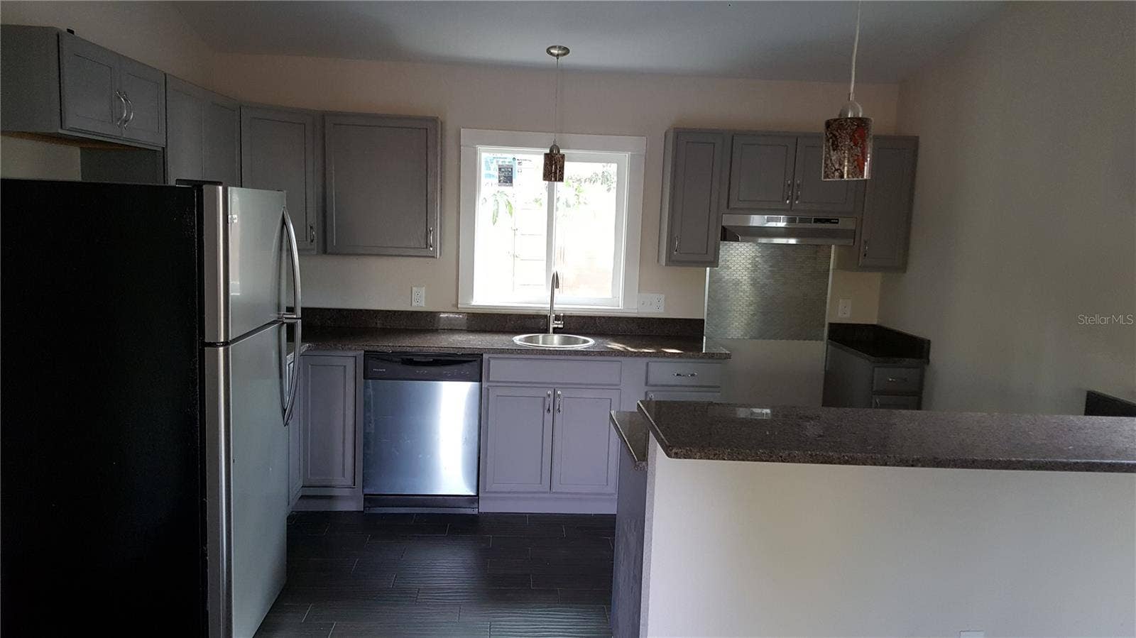 1646 28TH AVENUE N, St Petersburg, FL 33713 1646 28TH AVENUE N, St Petersburg, FL 33713