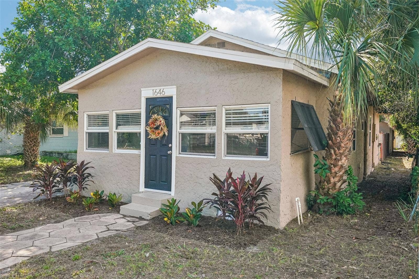 1646 28TH AVENUE N, St Petersburg, FL 33713 1646 28TH AVENUE N, St Petersburg, FL 33713
