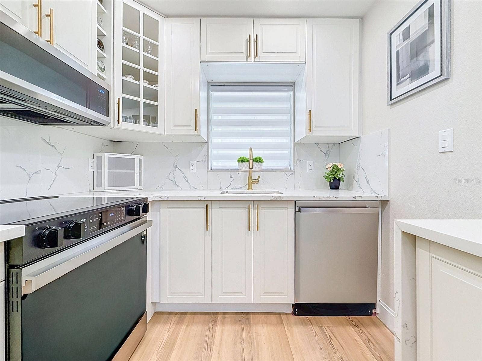 1520 GLEN OAKS DRIVE E, #244, Sarasota, FL 34232 1520 GLEN OAKS DRIVE E, #244, Sarasota, FL 34232