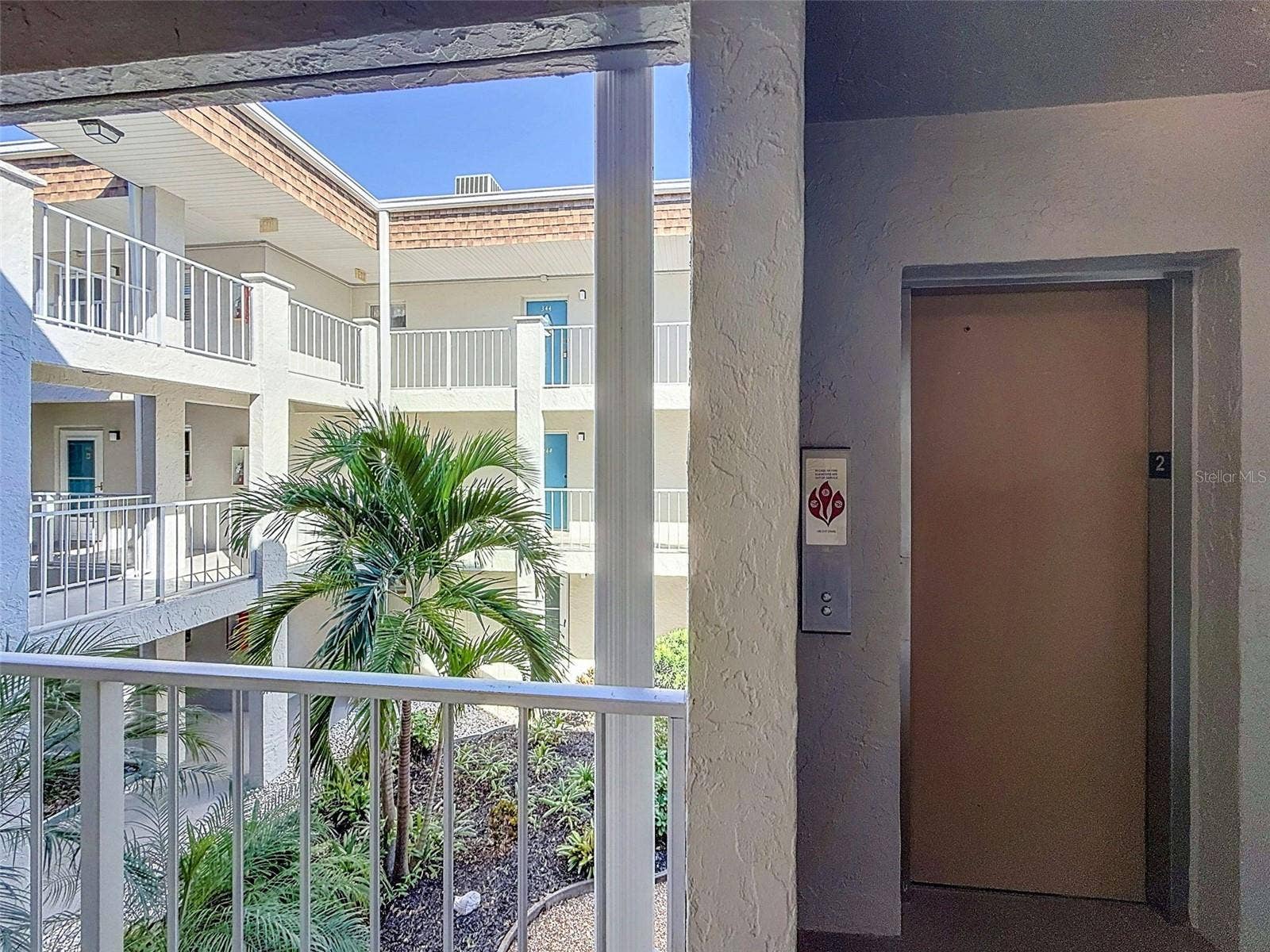 1520 GLEN OAKS DRIVE E, #244, Sarasota, FL 34232 1520 GLEN OAKS DRIVE E, #244, Sarasota, FL 34232