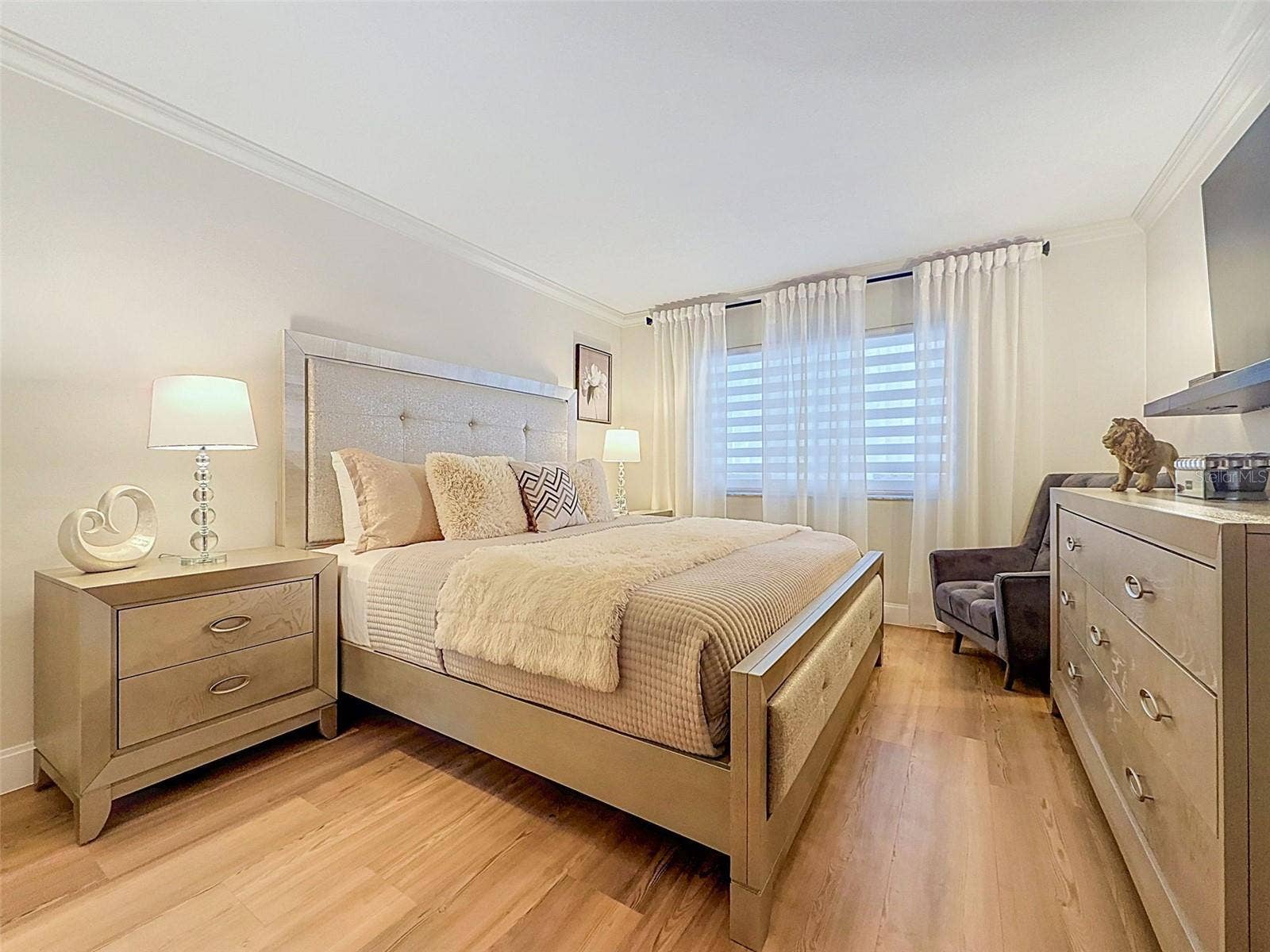 1520 GLEN OAKS DRIVE E, #244, Sarasota, FL 34232 1520 GLEN OAKS DRIVE E, #244, Sarasota, FL 34232