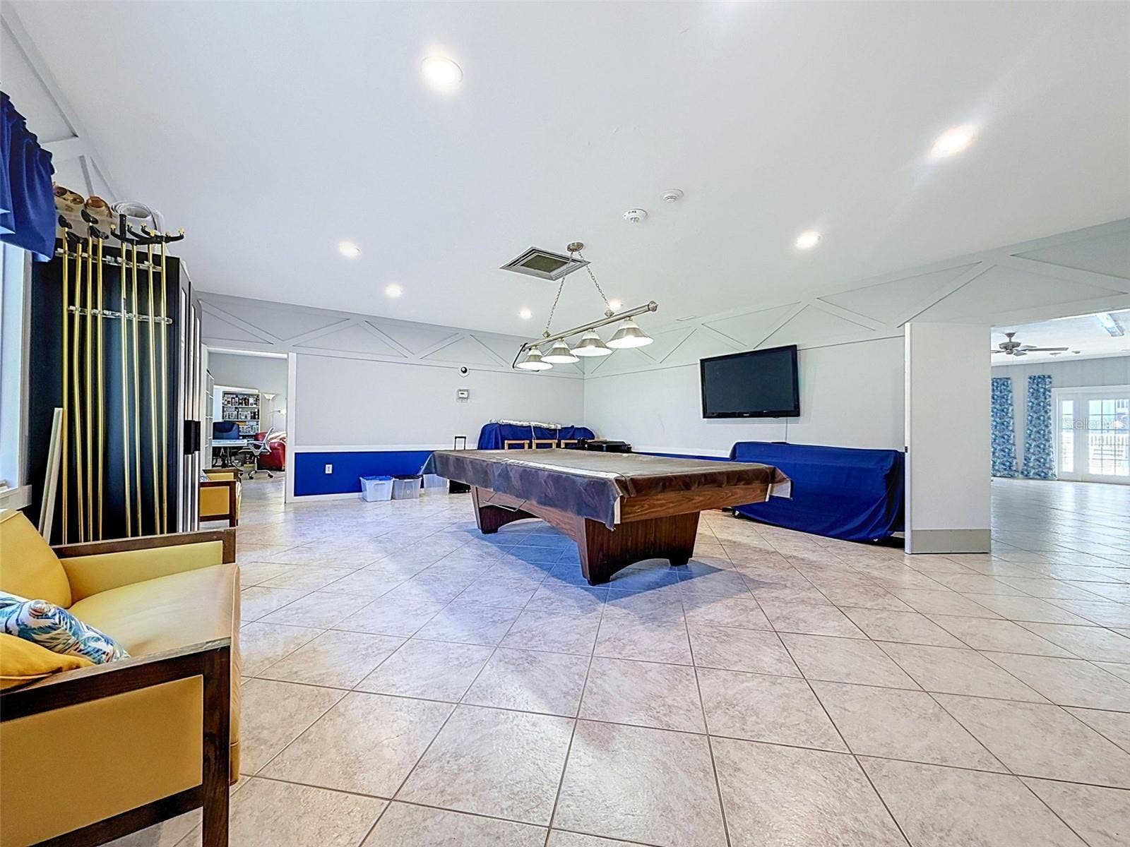 1520 GLEN OAKS DRIVE E, #244, Sarasota, FL 34232 1520 GLEN OAKS DRIVE E, #244, Sarasota, FL 34232