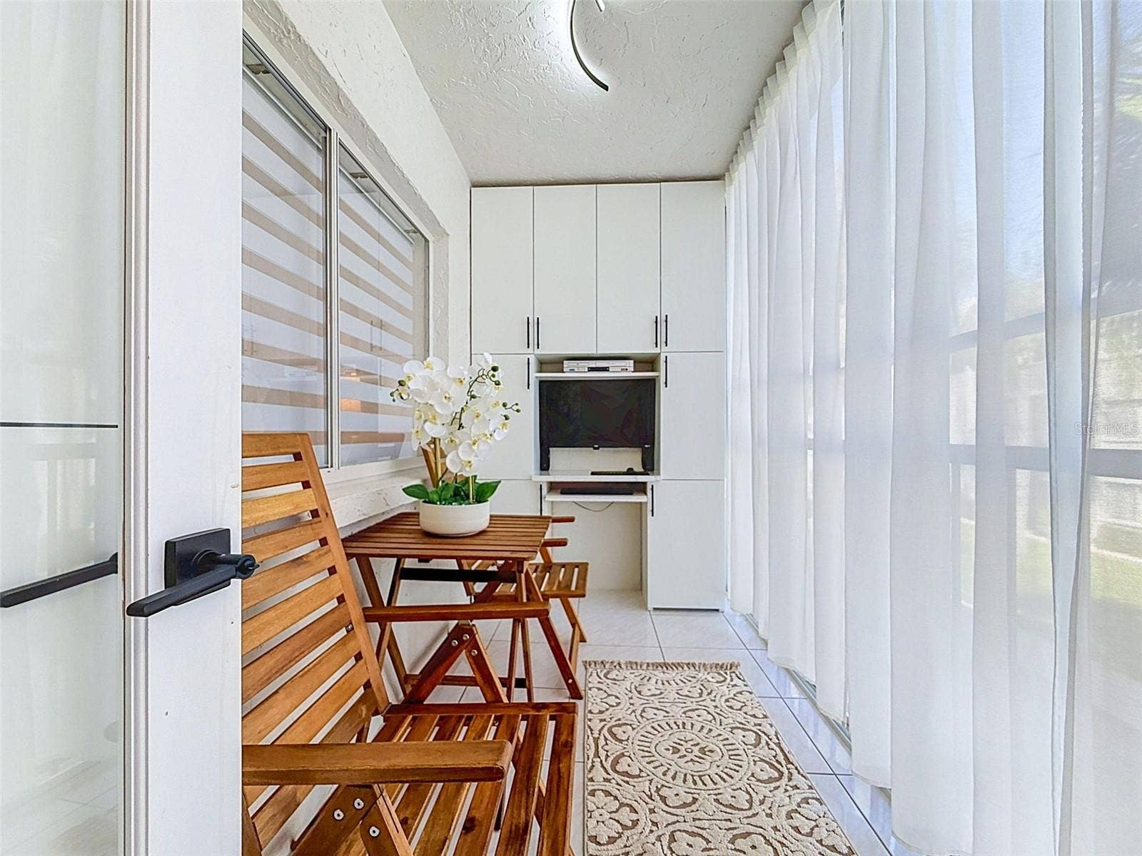 1520 GLEN OAKS DRIVE E, #244, Sarasota, FL 34232 1520 GLEN OAKS DRIVE E, #244, Sarasota, FL 34232