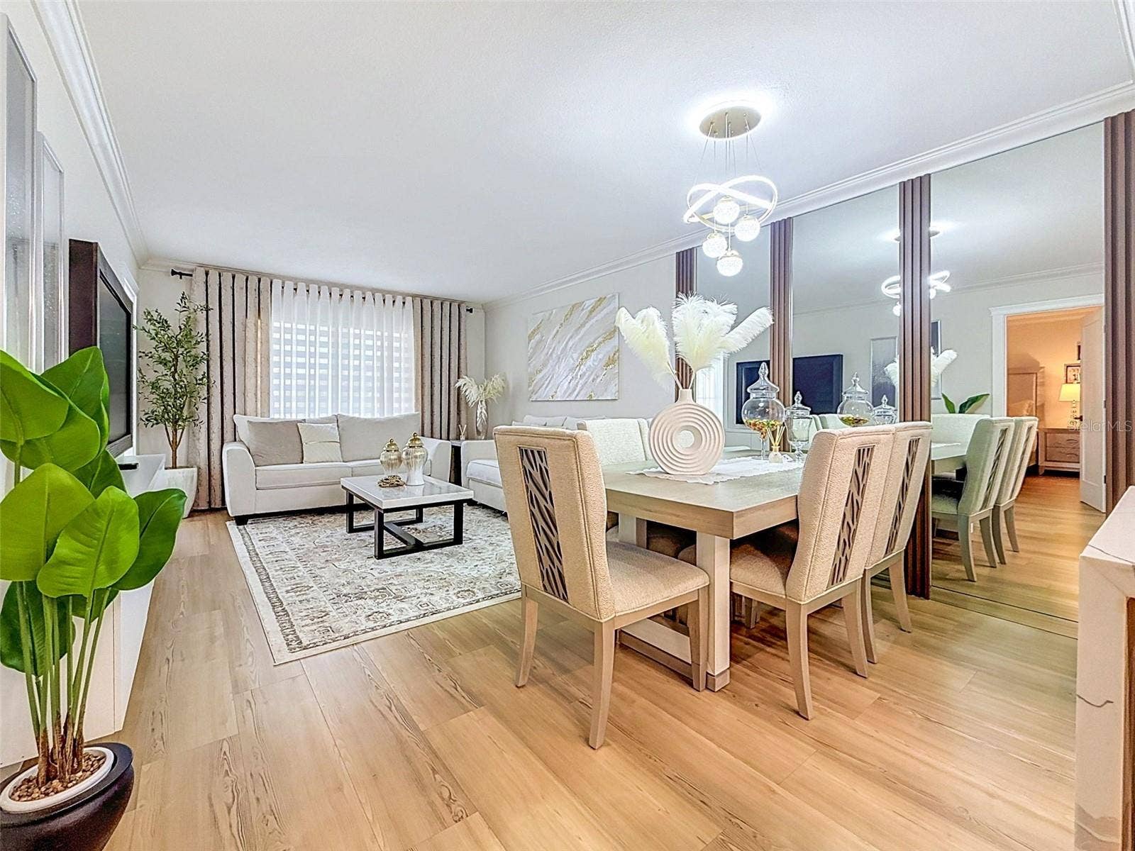 1520 GLEN OAKS DRIVE E, #244, Sarasota, FL 34232 1520 GLEN OAKS DRIVE E, #244, Sarasota, FL 34232