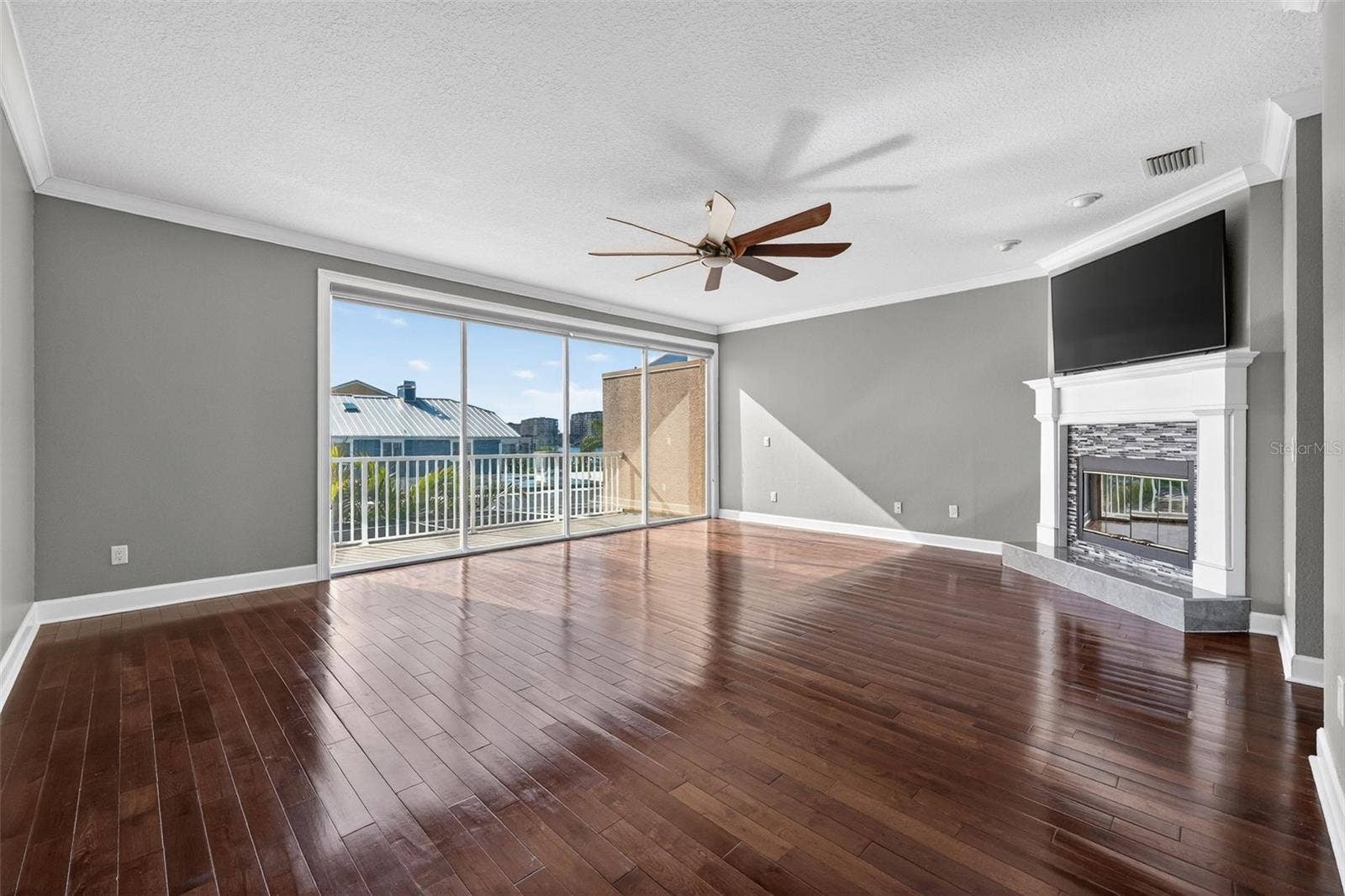 348 LARBOARD WAY, Clearwater, FL 33767 Primary Bedroom
