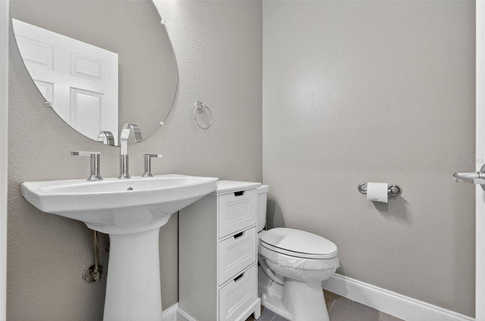 348 LARBOARD WAY, Clearwater, FL 33767 First Floor 1/2 bath