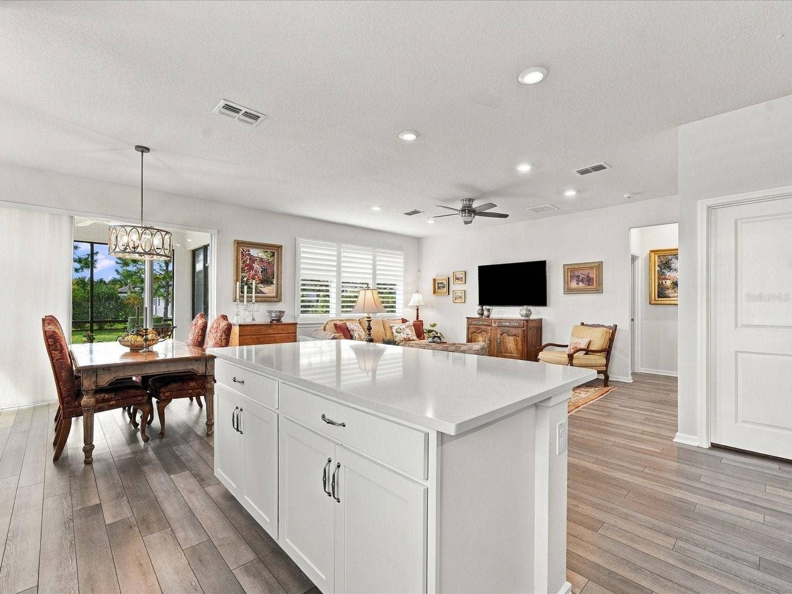 5547 BAY TIDE COURT, Land O Lakes, FL 34638 5547 BAY TIDE COURT, Land O Lakes, FL 34638