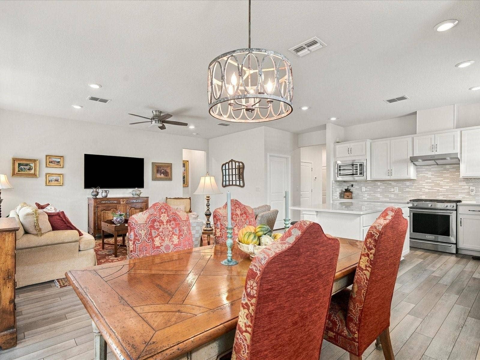 5547 BAY TIDE COURT, Land O Lakes, FL 34638 5547 BAY TIDE COURT, Land O Lakes, FL 34638
