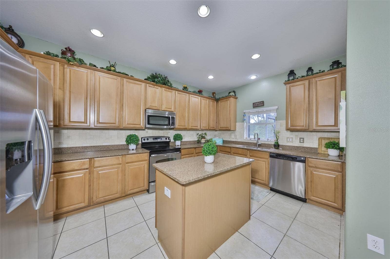 13914 CHALK HILL PLACE, Riverview, FL 33579