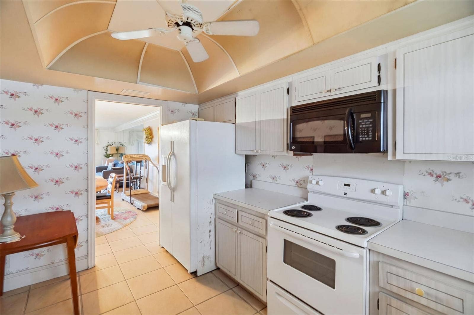 131 BLUFF VIEW DRIVE, #107, Belleair Bluffs, FL 33770