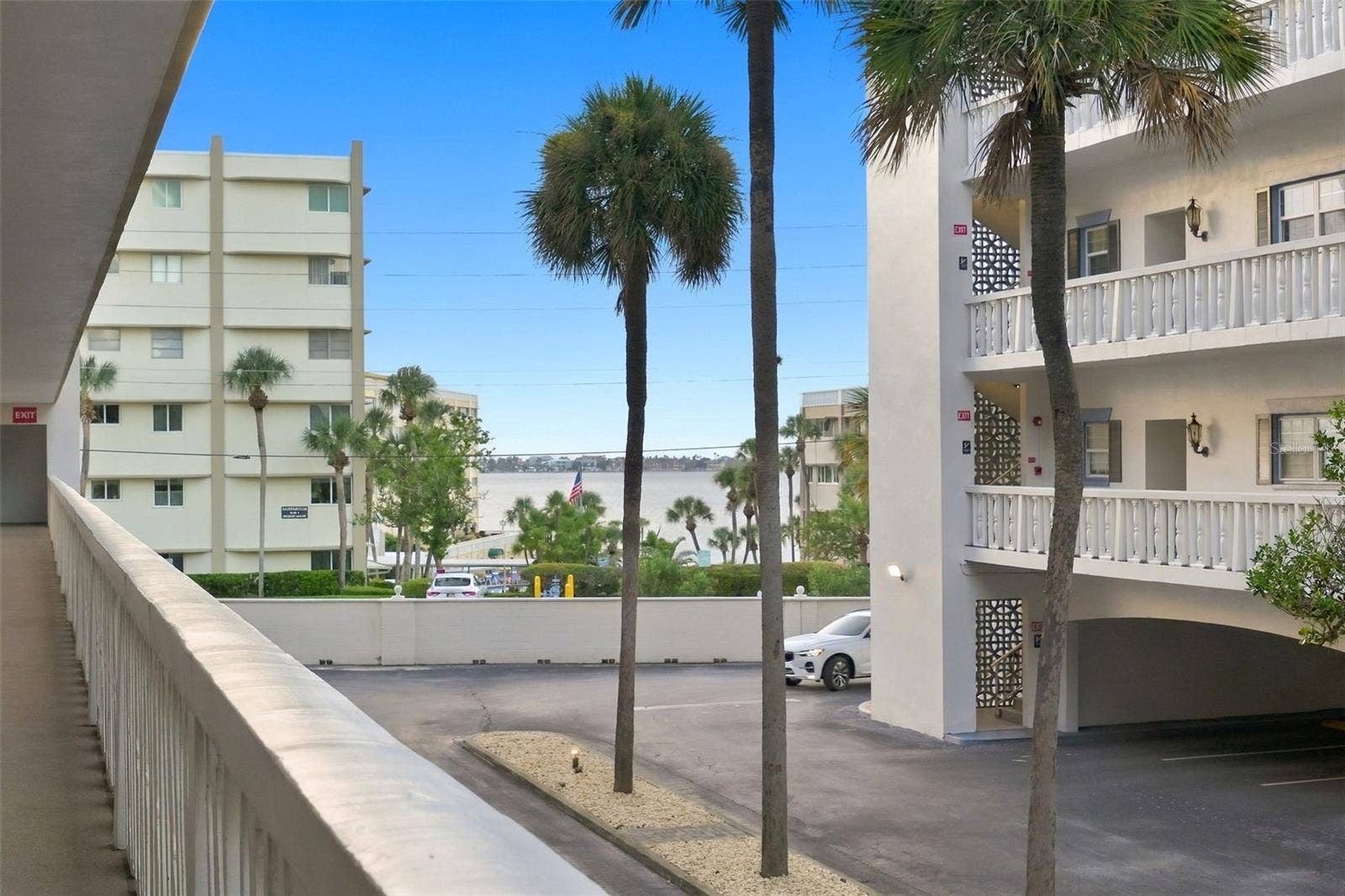 131 BLUFF VIEW DRIVE, #107, Belleair Bluffs, FL 33770