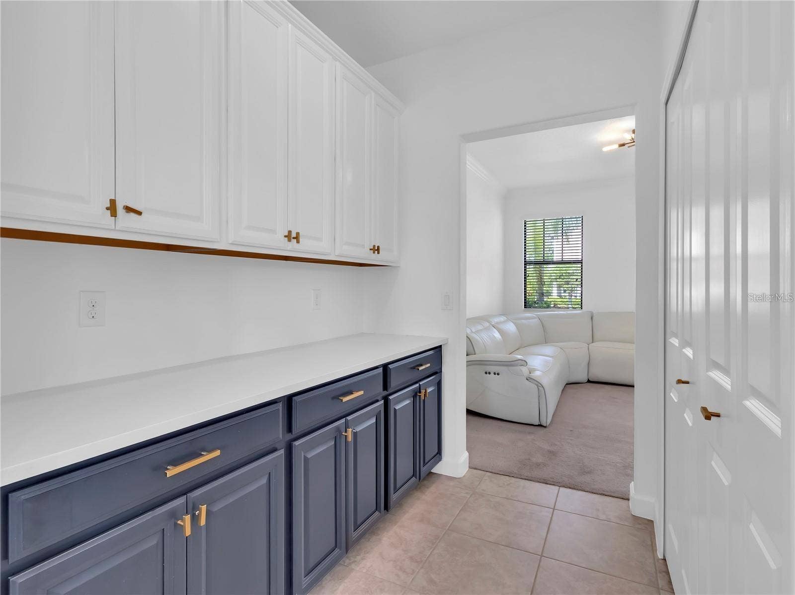 5052 IVORY STONE DRIVE, Wimauma, FL 33598 5052 IVORY STONE DRIVE, Wimauma, FL 33598