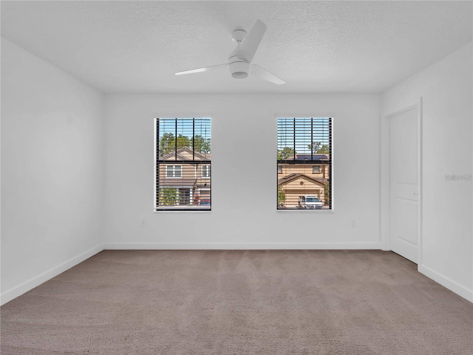 5052 IVORY STONE DRIVE, Wimauma, FL 33598 5052 IVORY STONE DRIVE, Wimauma, FL 33598