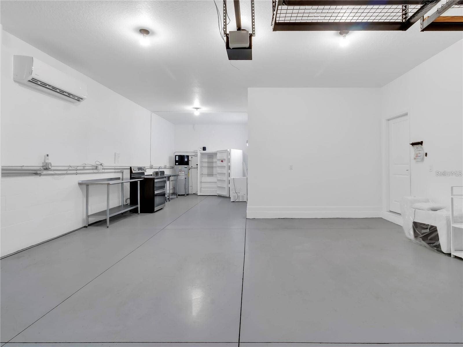 5052 IVORY STONE DRIVE, Wimauma, FL 33598 5052 IVORY STONE DRIVE, Wimauma, FL 33598