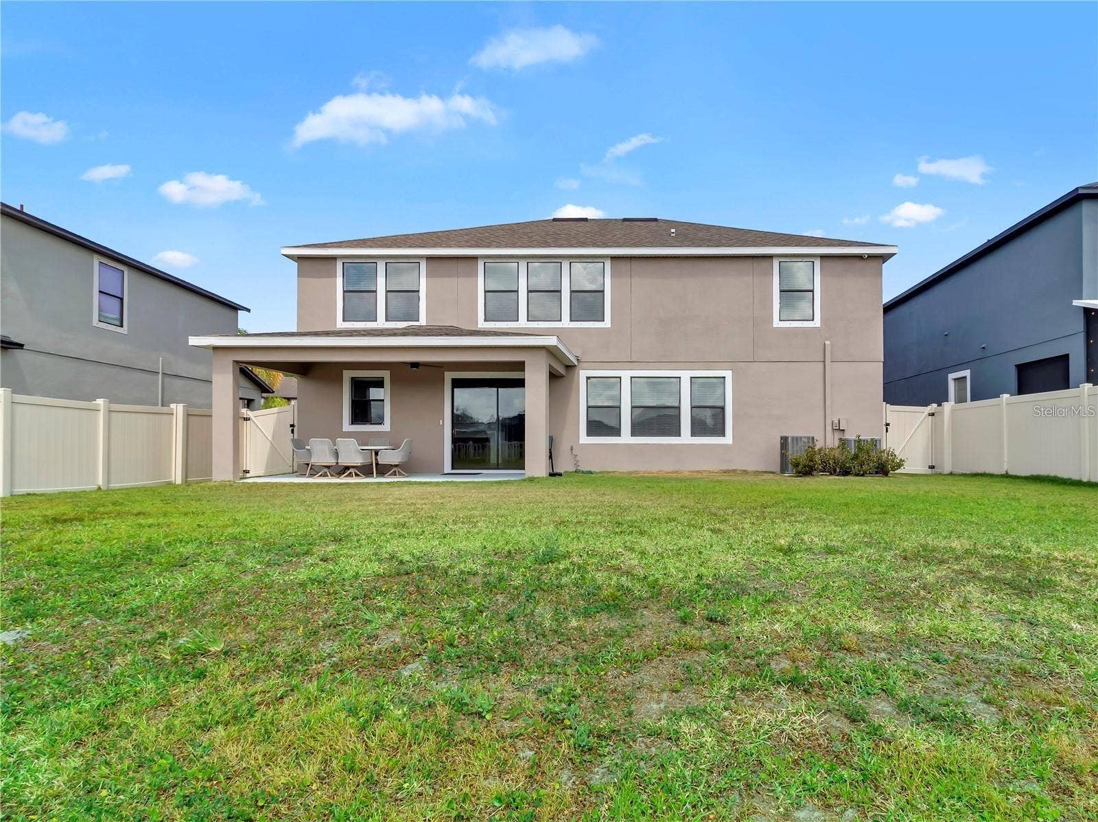 5052 IVORY STONE DRIVE, Wimauma, FL 33598 5052 IVORY STONE DRIVE, Wimauma, FL 33598