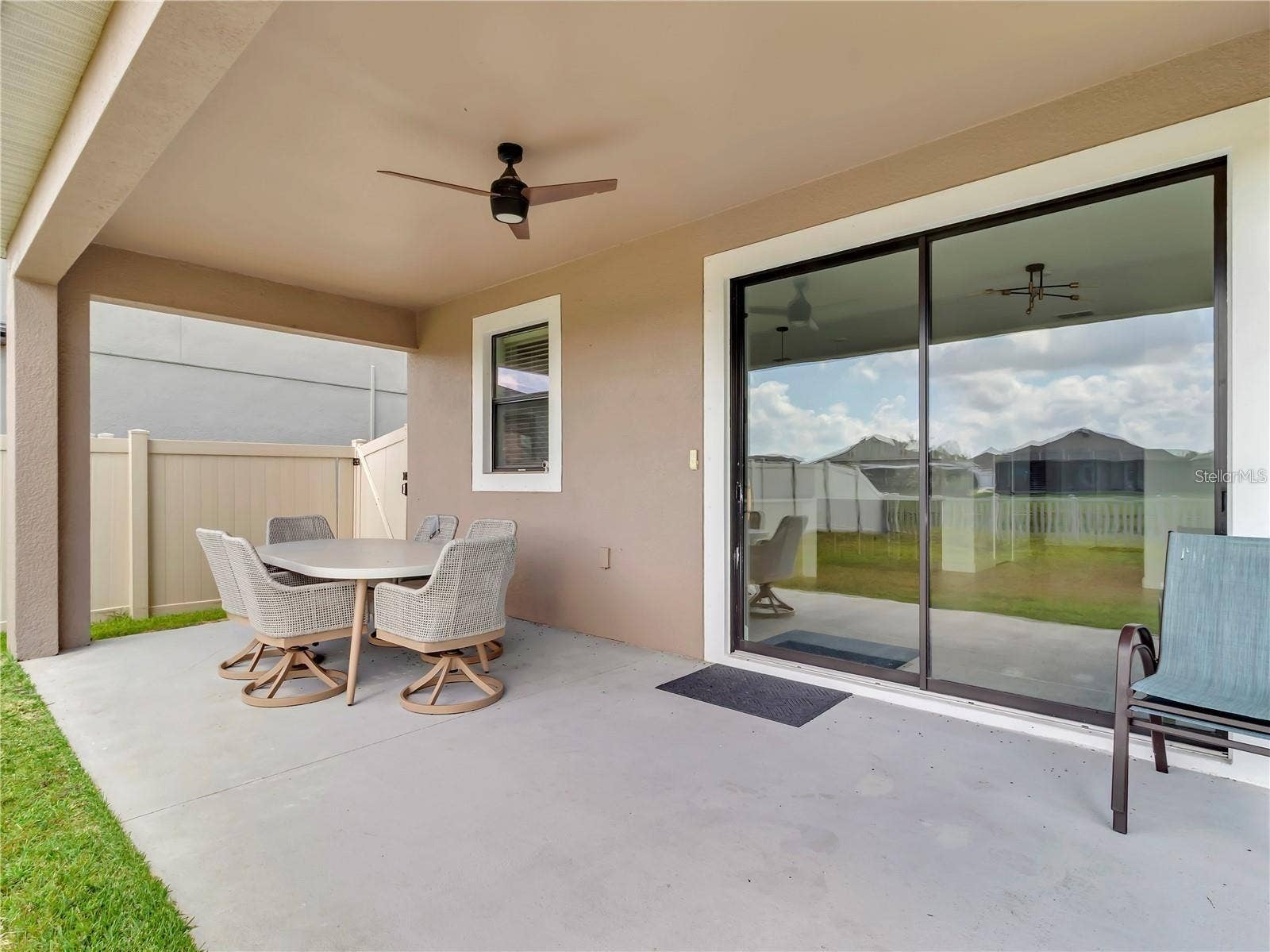 5052 IVORY STONE DRIVE, Wimauma, FL 33598 5052 IVORY STONE DRIVE, Wimauma, FL 33598