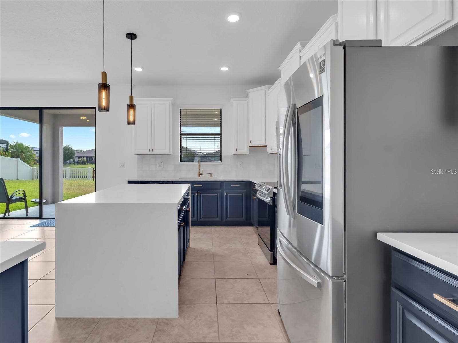 5052 IVORY STONE DRIVE, Wimauma, FL 33598 5052 IVORY STONE DRIVE, Wimauma, FL 33598