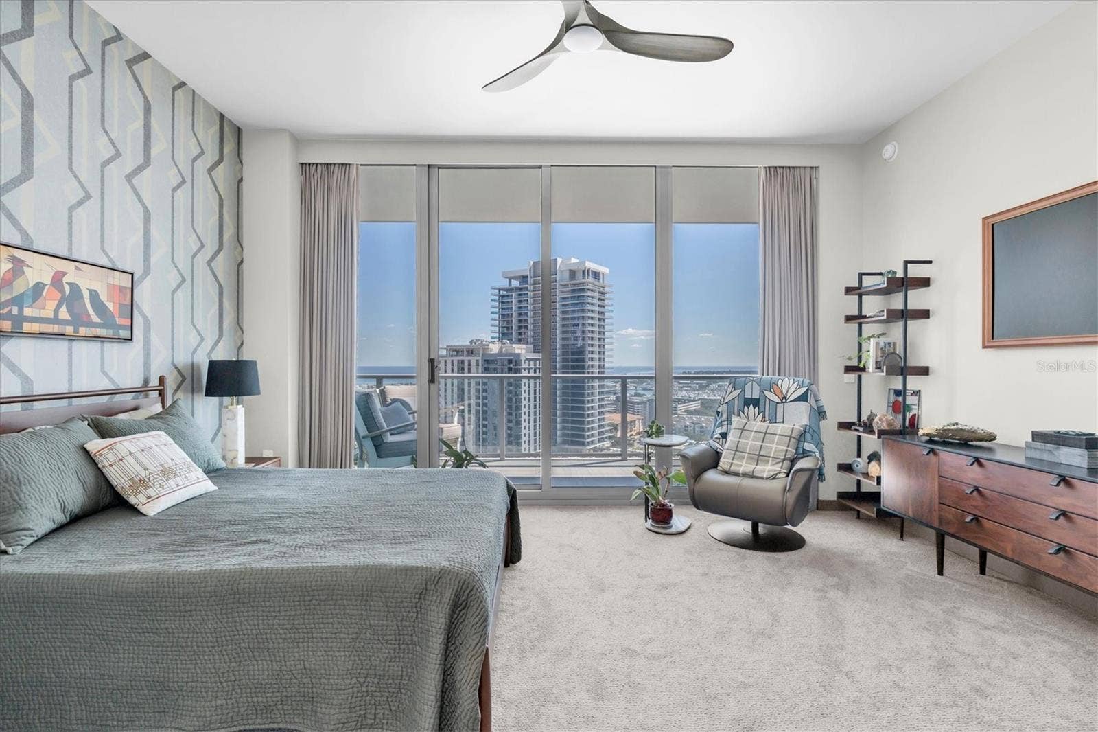 400 CENTRAL AVENUE, #2005, St Petersburg, FL 33701 400 CENTRAL AVENUE, #2005, St Petersburg, FL 33701