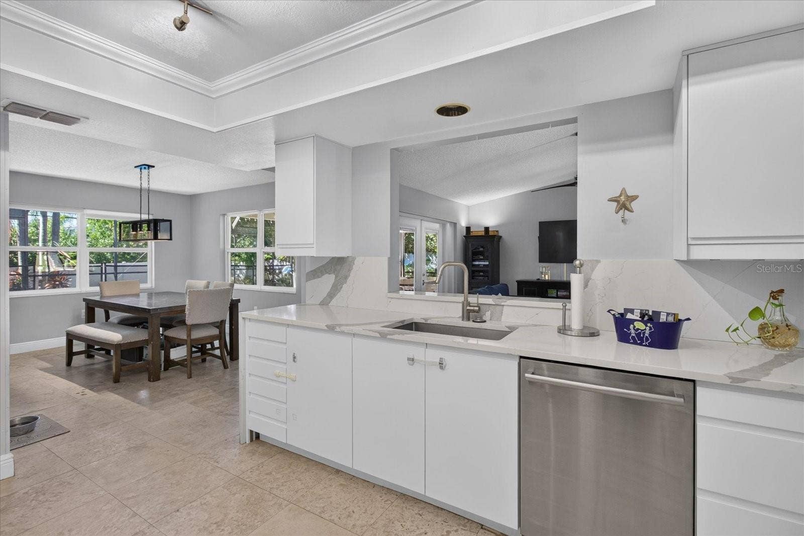 2406 COUNTRY TRAILS DRIVE, Safety Harbor, FL 34695
