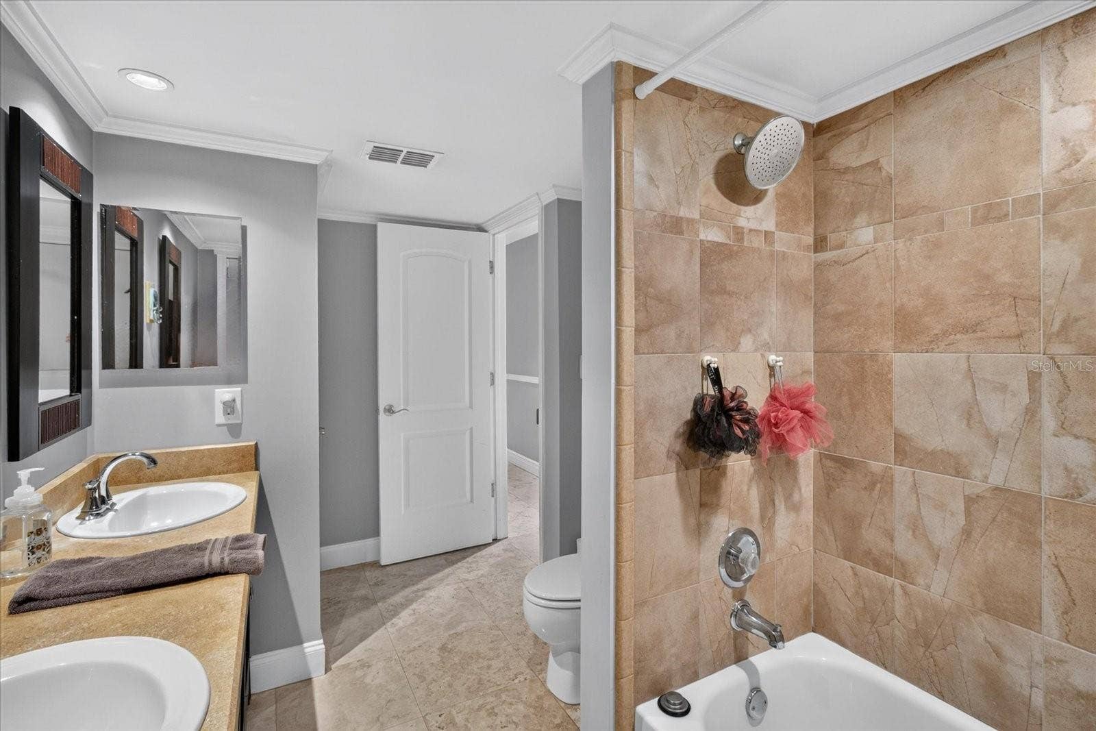 2406 COUNTRY TRAILS DRIVE, Safety Harbor, FL 34695