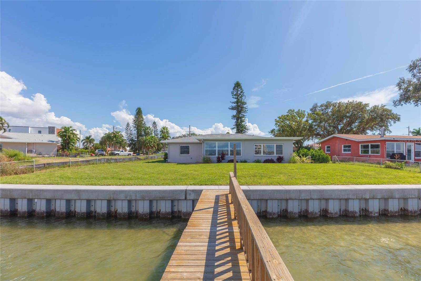 7160 S S, SHORE DR DRIVE, South Pasadena, FL 33707