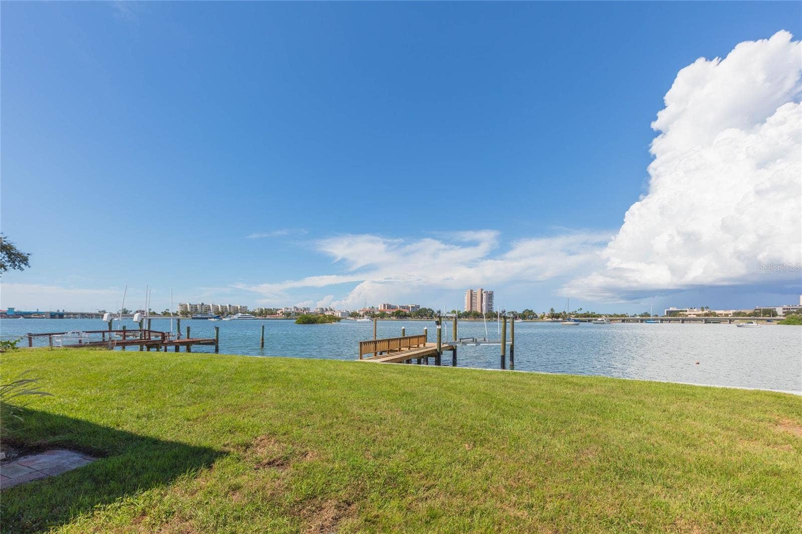 7160 S S, SHORE DR DRIVE, South Pasadena, FL 33707