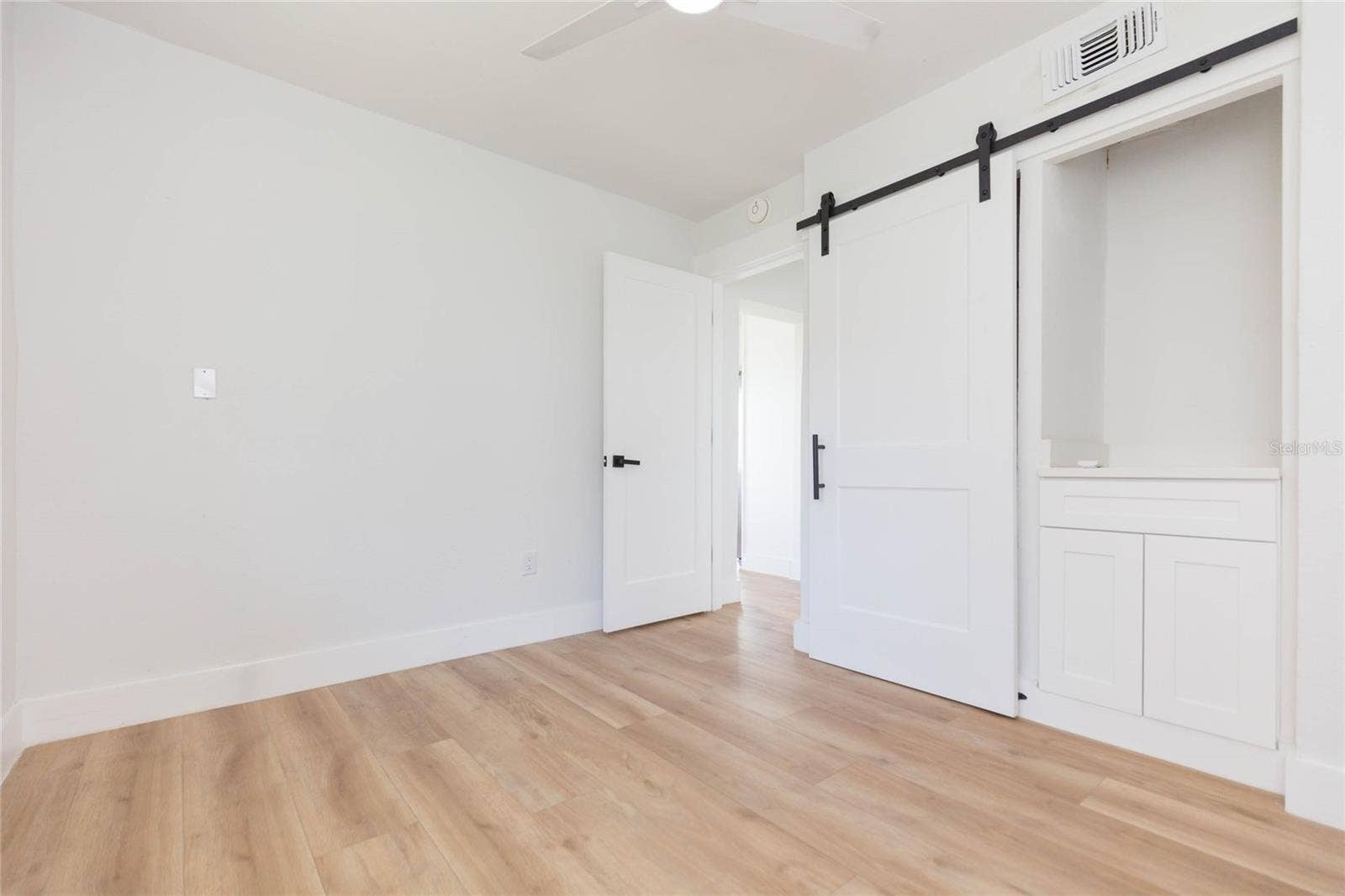 7160 S S, SHORE DR DRIVE, South Pasadena, FL 33707