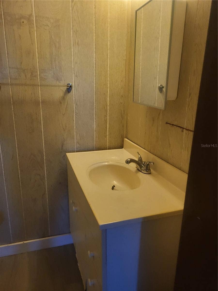6580 SEMINOLE BOULEVARD N, #301A, Seminole, FL 33772 6580 SEMINOLE BOULEVARD N, #301A, Seminole, FL 33772