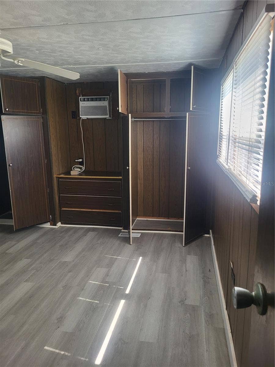 6580 SEMINOLE BOULEVARD N, #301A, Seminole, FL 33772 6580 SEMINOLE BOULEVARD N, #301A, Seminole, FL 33772