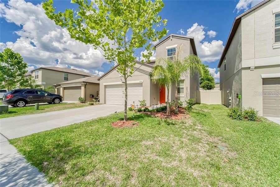 Property photo for 11918 MIRACLE MILE DRIVE, Riverview, FL