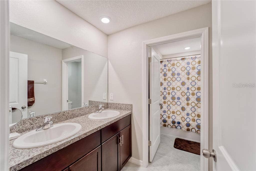 11918 MIRACLE MILE DRIVE, Riverview, FL 33578 11918 MIRACLE MILE DRIVE, Riverview, FL 33578