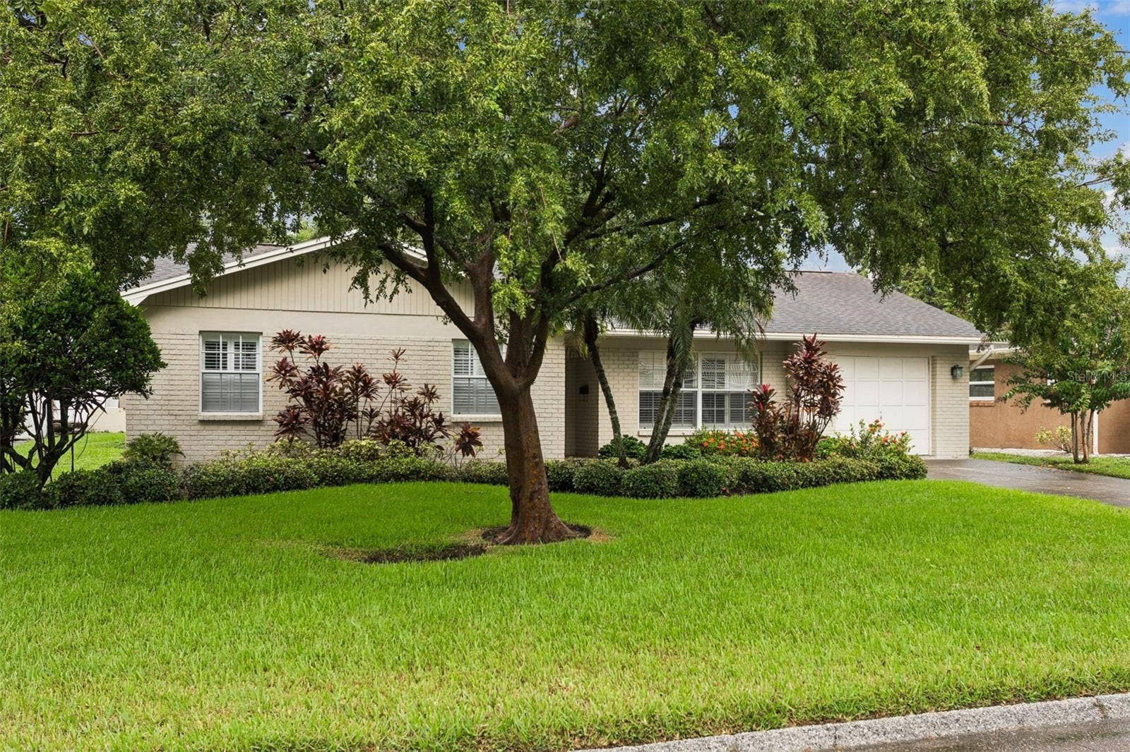 4208 N RIVER VIEW AVENUE, Tampa, FL 33607