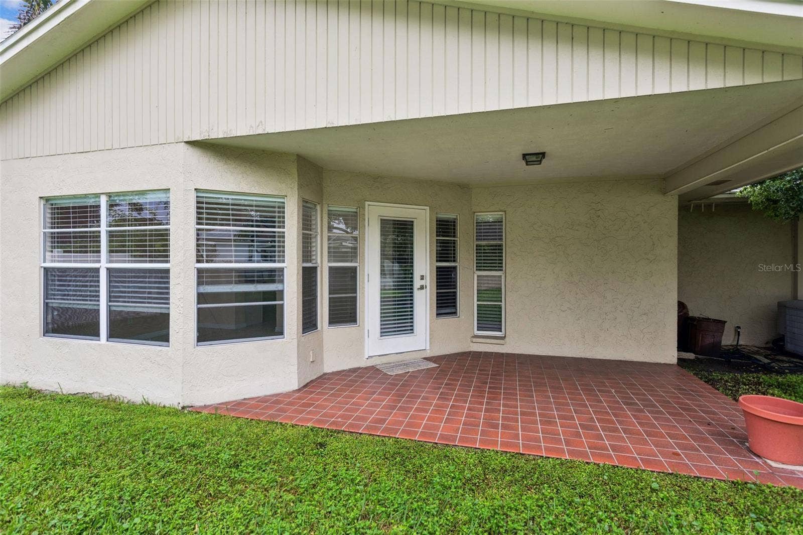 4208 N RIVER VIEW AVENUE, Tampa, FL 33607