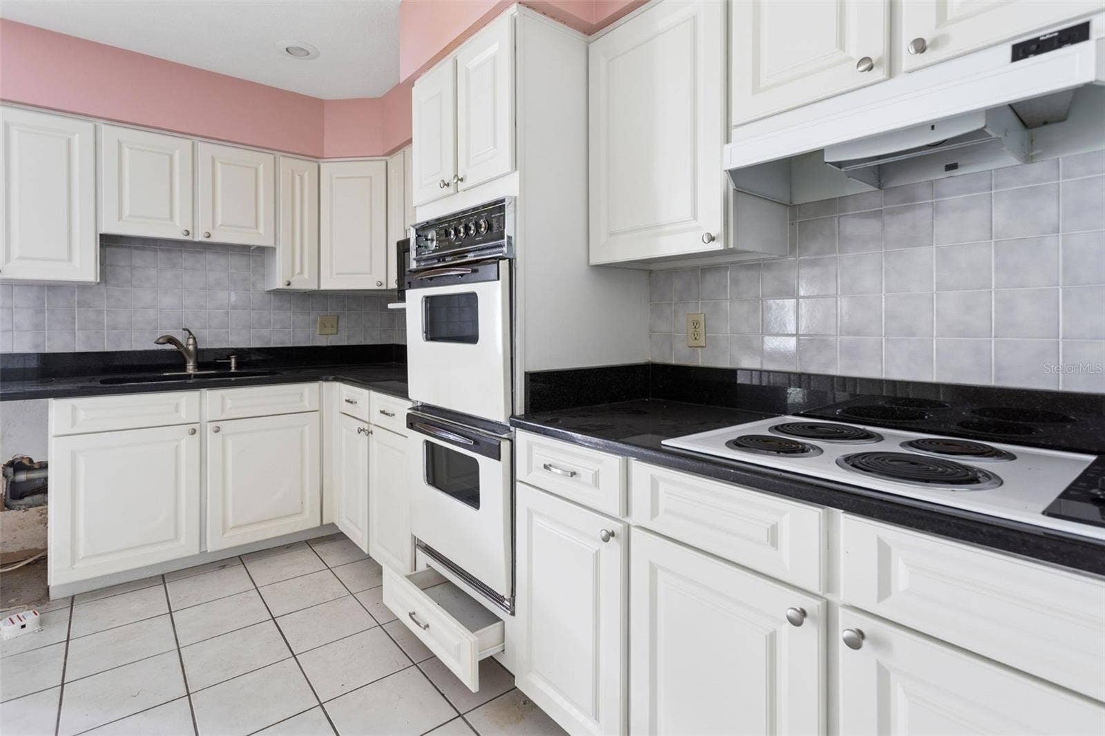 4208 N RIVER VIEW AVENUE, Tampa, FL 33607