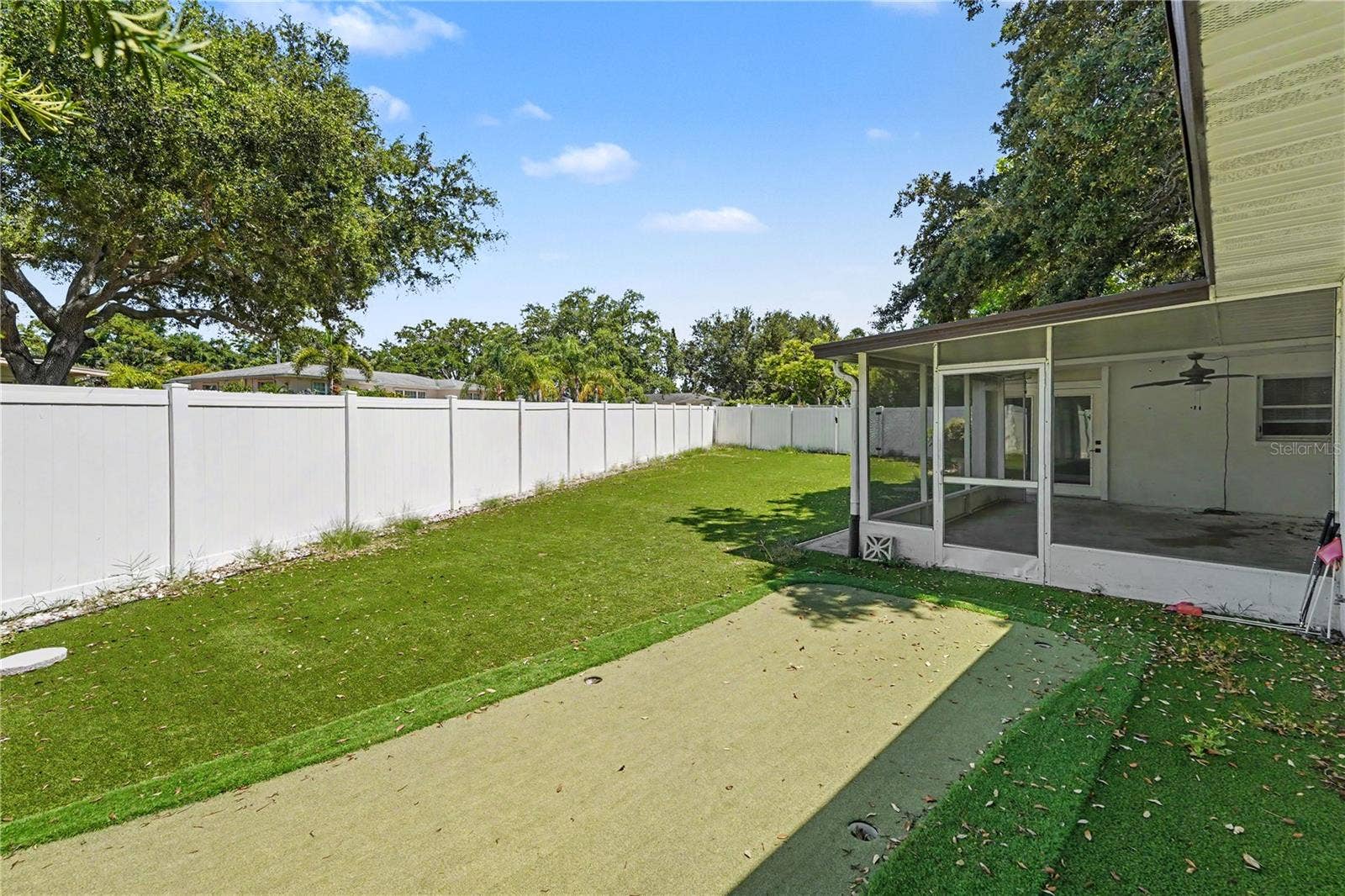 217 GARDEN CIRCLE, Belleair, FL 33756 Backyard
